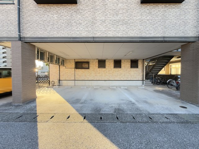ALLOGGIOの駐車場