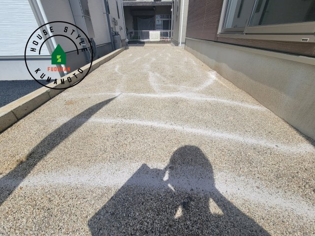 熊本市北区弓削6丁目第1-4棟(2号棟)の庭|お庭で自由な時間を過ごせます。