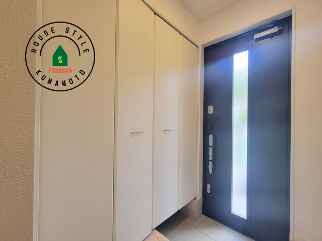 熊本市北区弓削6丁目第1-4棟(2号棟)の防犯設備|二重ロックでしっかり防犯対策ができます。