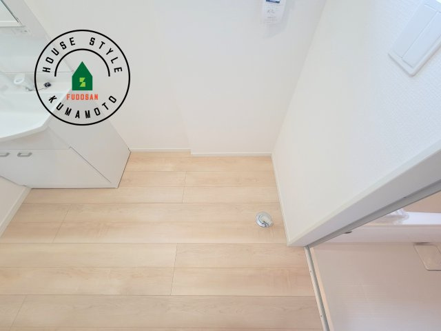 熊本市北区弓削6丁目第1-4棟(2号棟)のランドリースペース|ランドリースペースとなります。広々して有効的にご使用できます。 