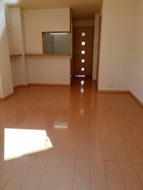 サンミリューの居間・リビング