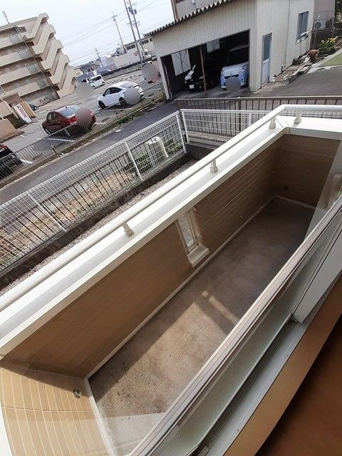 シルキーフラッツ　　刈谷市近郊の賃貸はクラスホームのバルコニー