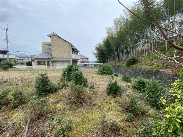 貴志川町長山　土地の外観