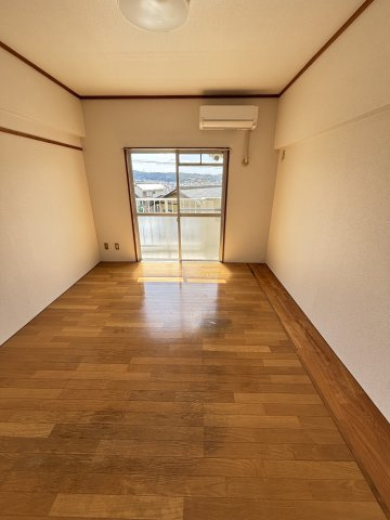 フラットサンパール