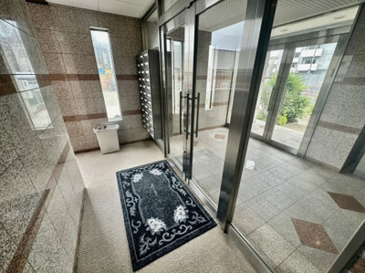 【エントランス】 | ドマーニ