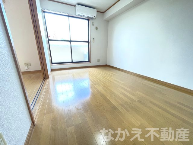 【洋室】 | 明るい洋室です