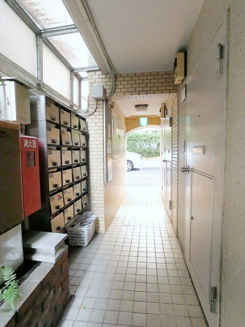 apartment 幡ヶ谷２丁目