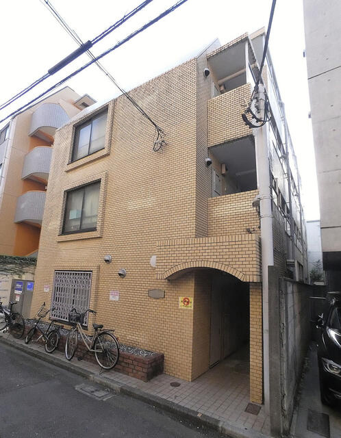apartment 幡ヶ谷２丁目