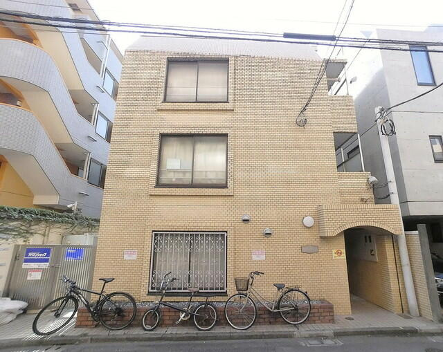 apartment 幡ヶ谷２丁目