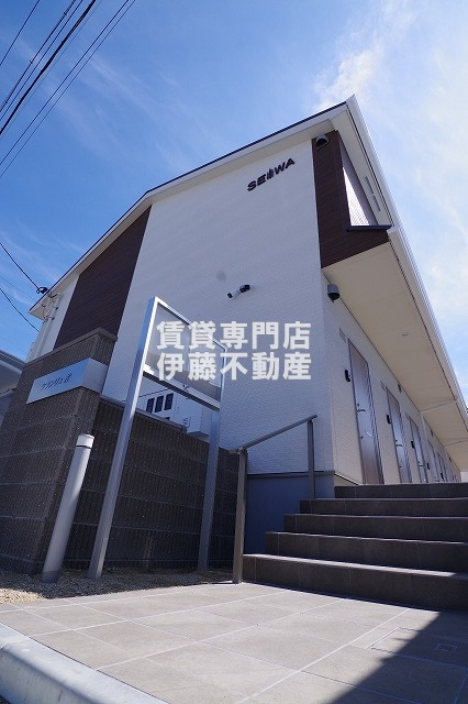 グランリュ辻の外観