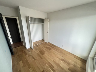 【洋室】 | セルリアンステージ　岩国市中津町三丁目　2号棟