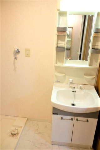 マーヴェラスの洗面所|洗面所（洗濯機置き場つき）