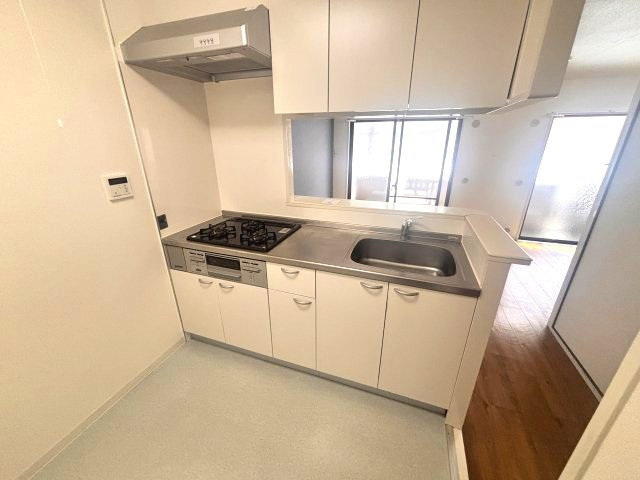 サンプラザ本山南のキッチン