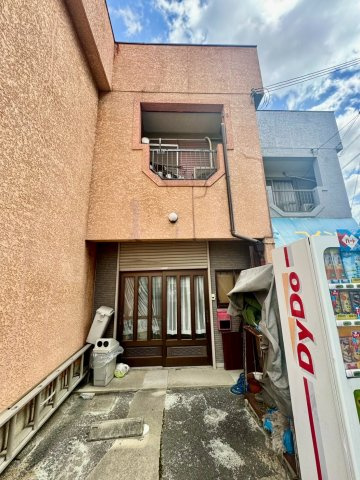 寝屋川市石津南町　店舗付き住宅