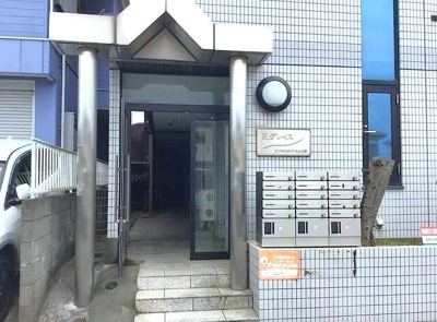 【エントランス】 | Rグレイスヒガシヤマ