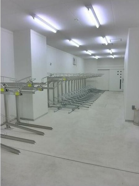 レジデンシア　カルマールの駐車場