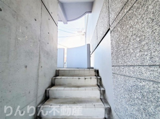 【エントランス】 | 建物の内部です