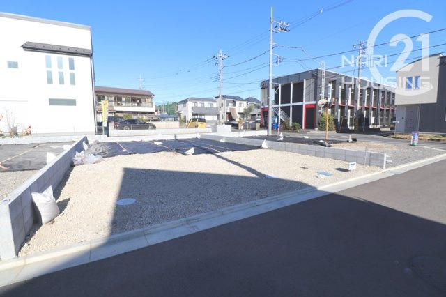【前面道路含む現地写真】 | 東大和市芋窪4丁目　売地　全12区画　2号区 | 【上北台】駅まで徒歩18分