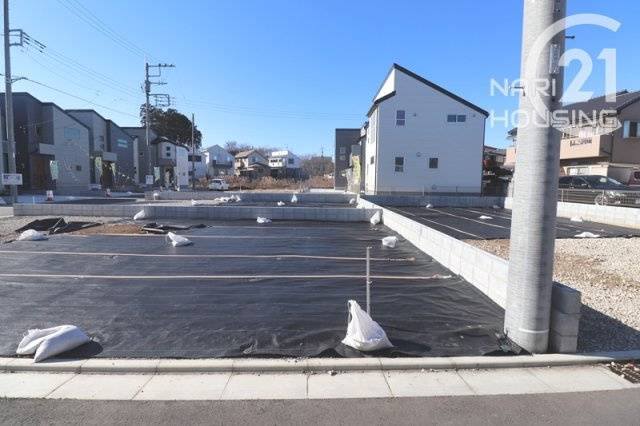 【前面道路含む現地写真】 | 東大和市芋窪4丁目　売地　全12区画　2号区 | 前面道路含む現地写真です