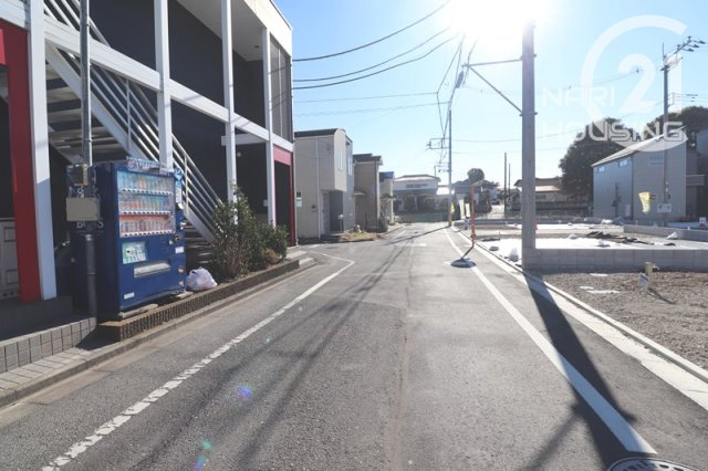 【前面道路含む現地写真】 | 東大和市芋窪4丁目　売地　全12区画　2号区 | 前面道路含む現地写真です