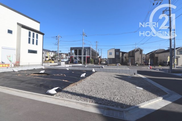 【前面道路含む現地写真】 | 東大和市芋窪4丁目　売地　全12区画　2号区 | 2号区
