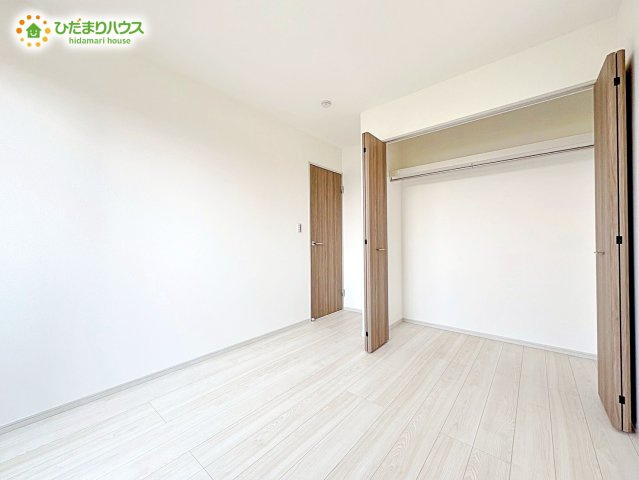 熊谷市久下　新築一戸建て　いろどりアイタウン　02の内装|大容量の収納スペース付き！
どこに何が収納されているか一目でわかるのでとても便利ですね！