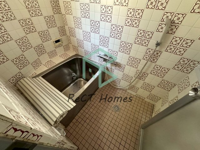 姫路市宮上町１丁目の一戸建ての浴室