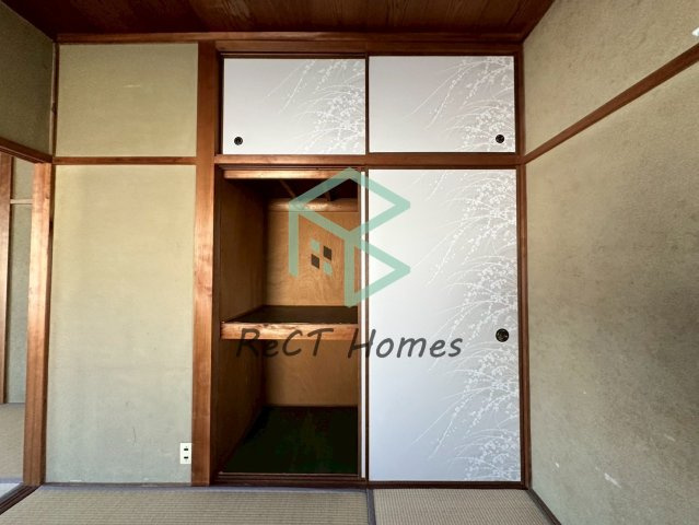 姫路市宮上町１丁目の一戸建ての収納