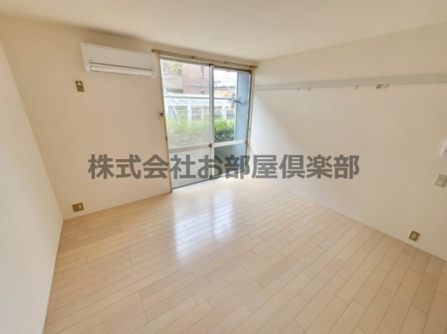 ウッディーハイツの居間・リビング