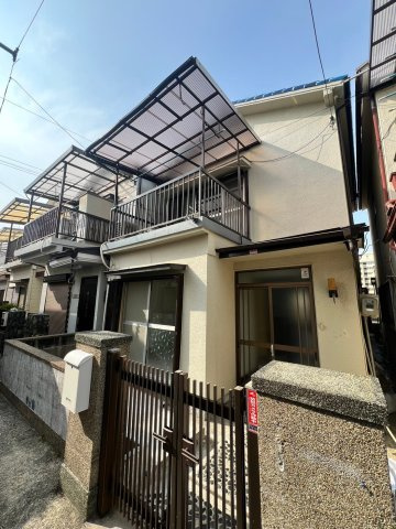 北舞子１丁目貸家のエントランス