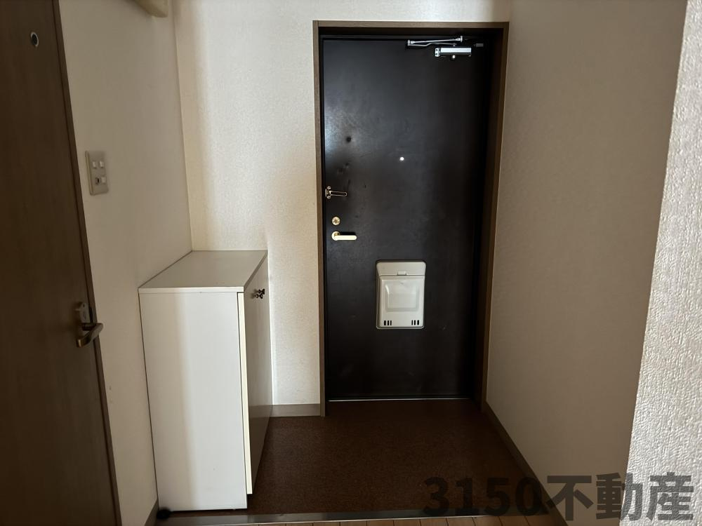 ハイツ南の玄関