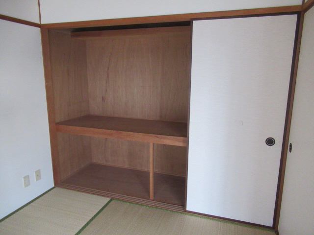 io垂水Ⅱの収納