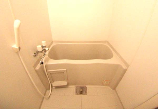 アンプルールフェールフォルスの浴室|お風呂です