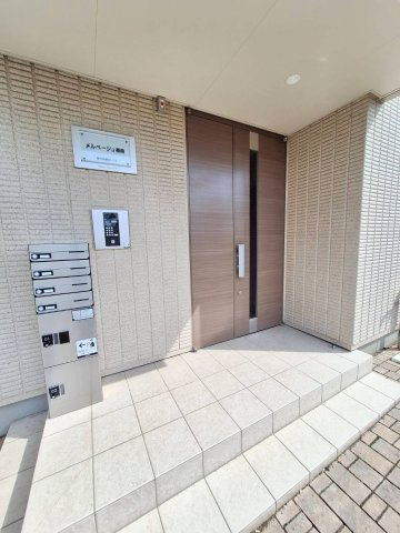 メルベージュ湘南のエントランス