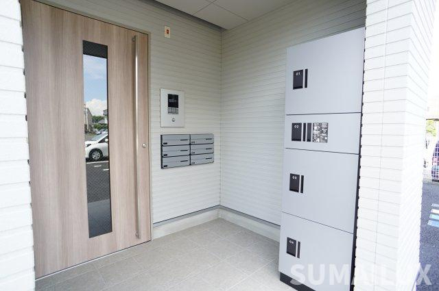 熊本市北区楠８丁目のアパートのエントランス