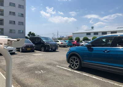 【設備】 | 藤和南町田ハイタウン | 共有部分は、住民なら誰もが使える設備のこと。例えば駐車場やエレベーター、インターネット設備、セキュリティ設備などがあります。他にも、マンションの廊下・外部階段やエントランス・ゴミ置き場などがあります。