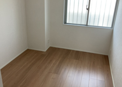 【子供部屋】 | 藤和南町田ハイタウン | 子供が何人でも年齢によっては、受験時にしっかり壁のある個室があった方が良い場合もあります。難しい問題ですが、兄弟の人数や、性別や年齢差によって状況が異なりますので、数年後のこともしっかり考えましょう。