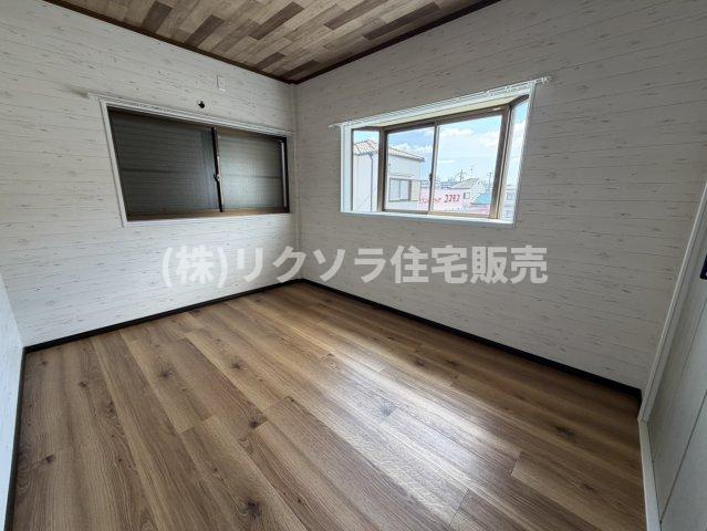 島頭４丁目　中古一戸建ての寝室|洋室6.0帖
■物件内覧・資金計画相談・住宅ローン相談、リフォーム相談、お問合せ受付中■
※当日・翌日のご内覧、ご相談はお電話でのお問合せがスムーズです！