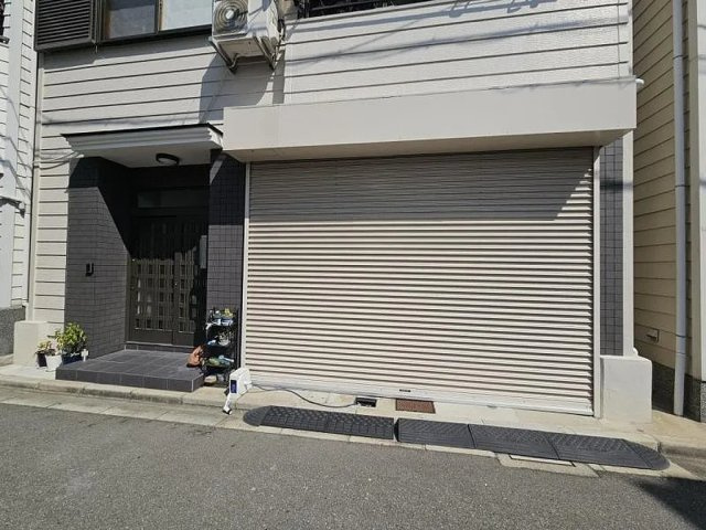 島頭４丁目　中古一戸建ての駐車場|■物件内覧・資金計画相談・住宅ローン相談、リフォーム相談、お問合せ受付中■
※当日・翌日のご内覧、ご相談はお電話でのお問合せがスムーズです！