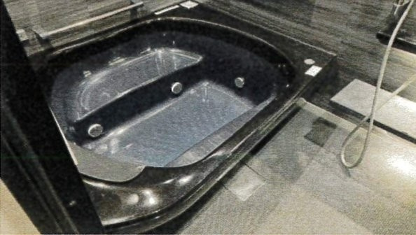 島頭４丁目　中古一戸建ての浴室|■物件内覧・資金計画相談・住宅ローン相談、リフォーム相談、お問合せ受付中■
※当日・翌日のご内覧、ご相談はお電話でのお問合せがスムーズです！