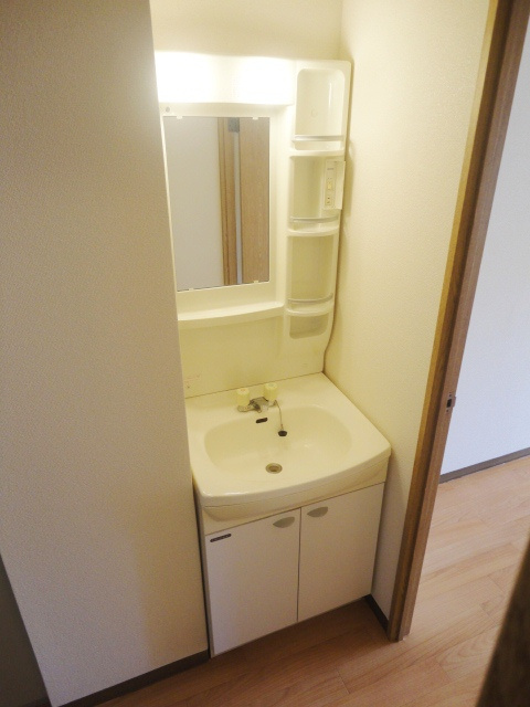 久留米市朝妻町の賃貸マンションの洗面所|洗面所です