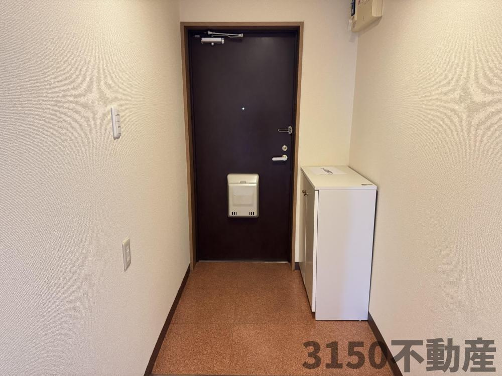ハイツ南の玄関