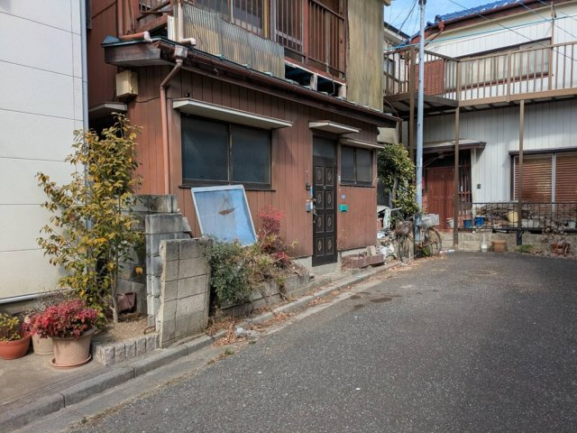 【前面道路含む現地写真】の画像