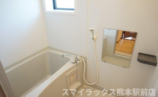 ウィルモア田迎の浴室