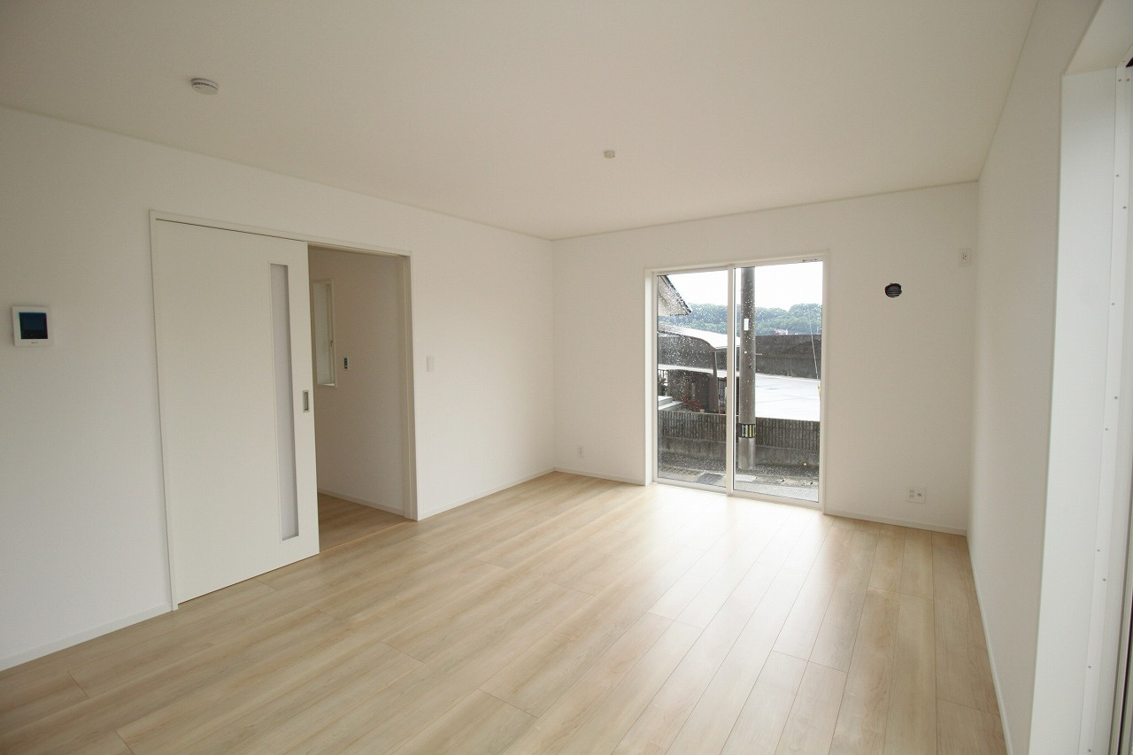 クレイドルガーデン第1　1号棟の居間・リビング|LDK 　17.0帖