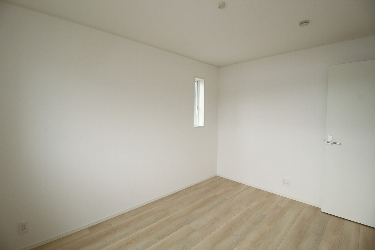 クレイドルガーデン第1　1号棟の洋室|2F　西の部屋　6.0帖