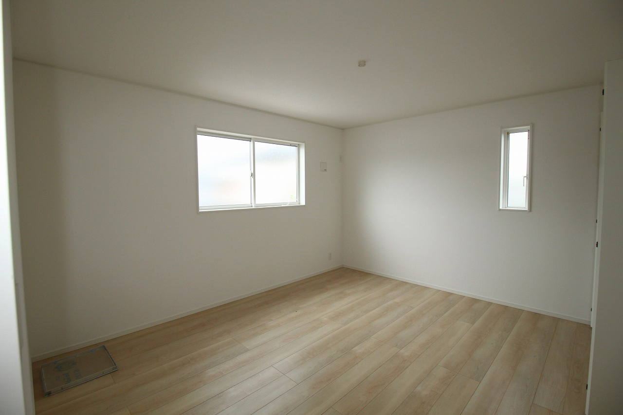 クレイドルガーデン第1　1号棟の洋室|2F　北の部屋　9.0帖