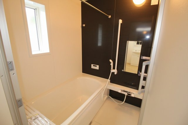 クレイドルガーデン第1　1号棟の浴室