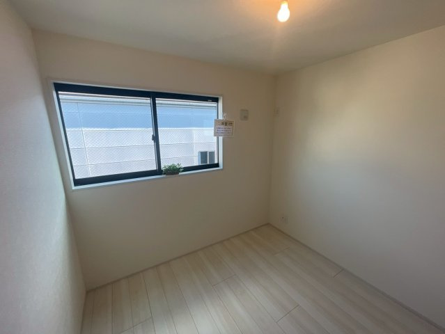 横浜市鶴見区朝日町2丁目 新築戸建て【仲介手数料無料】