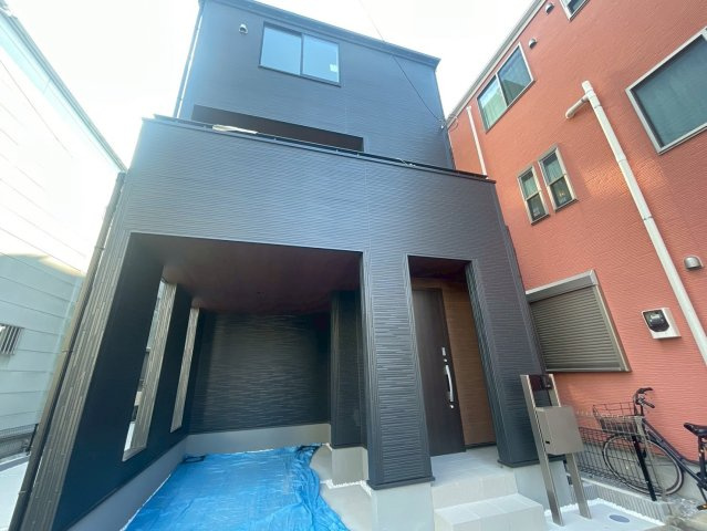 横浜市鶴見区朝日町2丁目 新築戸建て【仲介手数料無料】